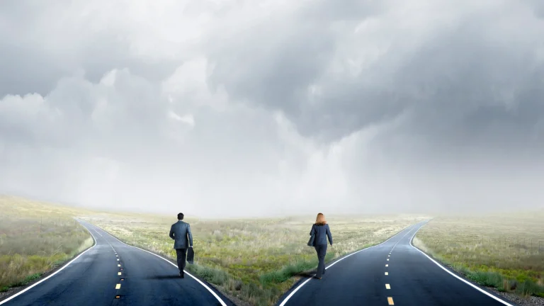 2 strategic buyers walking on 2 roads each